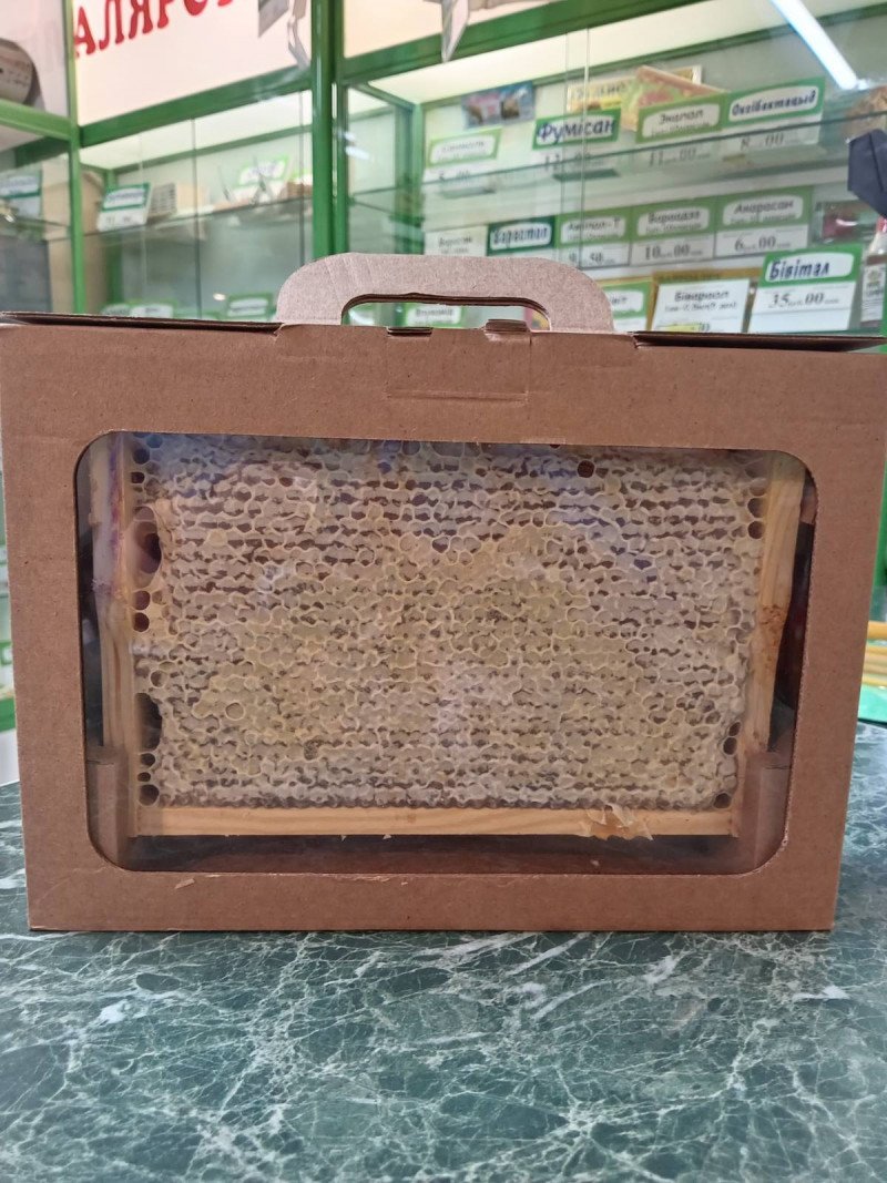 Мёд натуральный сотовый в коробке