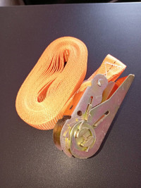 Скреп с механизмом натяжки