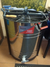 Медогонка 3-рамочная оборотная "Стрекоза"