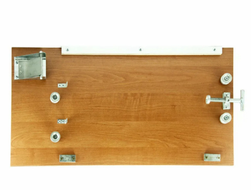 Приспособление для оснащения рамок проволокой