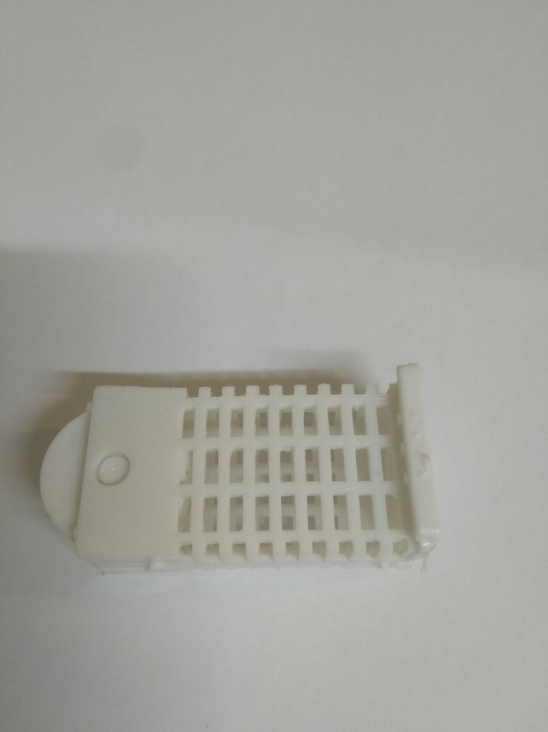 Клеточка Титова пластмассовая